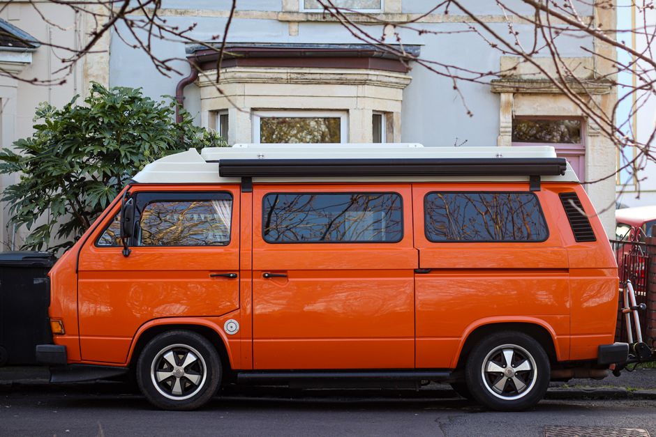 Put Mini — kompaktni kombi kamper, bočni pogled